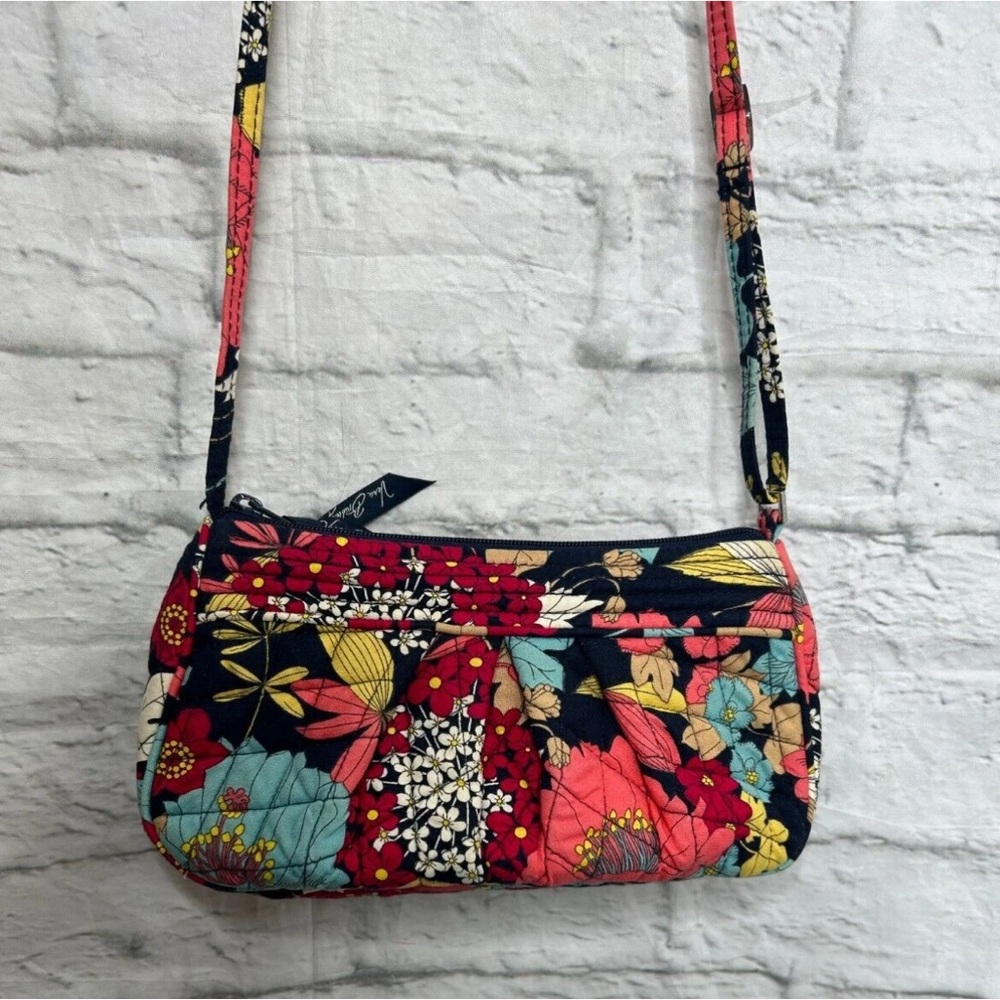 Vera Bradley shoulder bag in the retired "Happy Snails" pattern